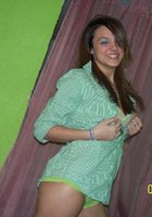 Фоткает себя и отправляет снимки парню 25 фото