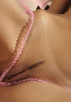 Стройная азиатка с красивыми волосами обнажилась на кровати 13 фото Стройная азиатка с красивыми волосами обнажилась на кровати 13 фото