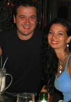 Девушки в красивых купальниках отдыхают на пляже 14 фото Девушки в красивых купальниках отдыхают на пляже 14 фото