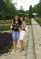 Девушки в красивых купальниках отдыхают на пляже 16 фото Девушки в красивых купальниках отдыхают на пляже 16 фото