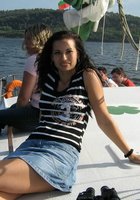 Девушки в красивых купальниках отдыхают на пляже 21 фото Девушки в красивых купальниках отдыхают на пляже 21 фото