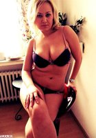 Пухлые и стройные телки показывают себя 9 фото Пухлые и стройные телки показывают себя 9 фото