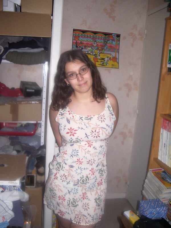 Подруга показывает свои прелести в ванной 14 фотография