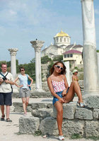 Рыжая показывает большой клитор в публичных местах 2 фото Рыжая показывает большой клитор в публичных местах 2 фото