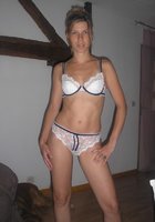 Мамка ласкает член и дрочит попу дилдо 3 фото Мамка ласкает член и дрочит попу дилдо 3 фото