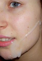 Сперма наполняет рты и пачкает лица красивых телок 22 фото Сперма наполняет рты и пачкает лица красивых телок 22 фото