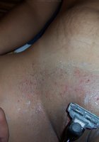 Молодая девушка светит перед парнем киской и сосет его пенис 11 фото Молодая девушка светит перед парнем киской и сосет его пенис 11 фото