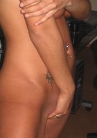 Скромная секретарша стоит голая в офисе 5 фото Скромная секретарша стоит голая в офисе 5 фото