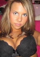 Большие буфера крошек вываливаются из лифчика 2 фото Большие буфера крошек вываливаются из лифчика 2 фото