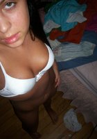 Студентка сняла на телефон процесс мастурбации 9 фото Студентка сняла на телефон процесс мастурбации 9 фото