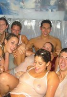 Мужики не прочь собраться на квартире с горячими негодницами 21 фото Мужики не прочь собраться на квартире с горячими негодницами 21 фото