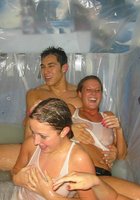 Мужики не прочь собраться на квартире с горячими негодницами 17 фото Мужики не прочь собраться на квартире с горячими негодницами 17 фото