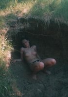 Голые женщины и девушки отдыхают на природе 27 фото Голые женщины и девушки отдыхают на природе 27 фото