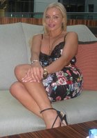 Сексуальные мамки принимают эротичные позы в обнаженном виде 5 фото Сексуальные мамки принимают эротичные позы в обнаженном виде 5 фото