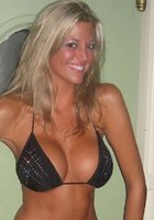 Красивые девки с круглыми дойками показывают прелести перед камерами 6 фото Красивые девки с круглыми дойками показывают прелести перед камерами 6 фото