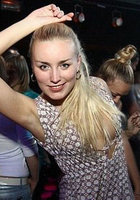 Спортивные подруги отдыхают летом на курорте 2 фото Спортивные подруги отдыхают летом на курорте 2 фото