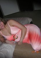 Толстая баба обрадовалась подаркам бойфренда и разделась 14 фото Толстая баба обрадовалась подаркам бойфренда и разделась 14 фото