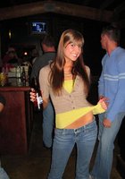 Сероглазая мадам проводит вечер с друзьями 7 фото Сероглазая мадам проводит вечер с друзьями 7 фото