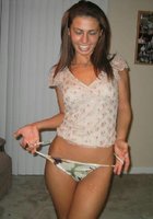 Бразильянка разделась догола и ласкает клитор 3 фото Бразильянка разделась догола и ласкает клитор 3 фото