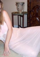 Симпатичные телочки развлекаются со своими мужьями в постели 7 фото Симпатичные телочки развлекаются со своими мужьями в постели 7 фото