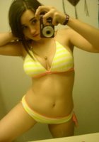 Селфи грудастых девах перед зекралом 7 фото Селфи грудастых девах перед зекралом 7 фото