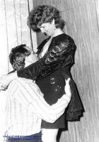 Черно-белые фотки секса усатого мужика со своей женой 2 фото Черно-белые фотки секса усатого мужика со своей женой 2 фото