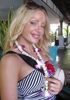 Гламурная блондинка за 30 показывает буфера и киску в отеле 12 фото Гламурная блондинка за 30 показывает буфера и киску в отеле 12 фото