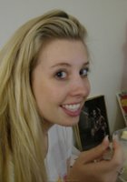 Длинноволосая блондинка веселится голой на постели 25 фото Длинноволосая блондинка веселится голой на постели 25 фото