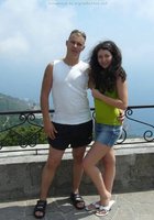 Длинноволосая чика не носит трусы под сарафаном 3 фото Длинноволосая чика не носит трусы под сарафаном 3 фото