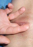 Во время куни парень стимулирует пальцем влагалище брюнетки 19 фото Во время куни парень стимулирует пальцем влагалище брюнетки 19 фото