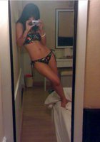 Молодые девки делают селфи своих сисек перед зеркалом 3 фото Молодые девки делают селфи своих сисек перед зеркалом 3 фото