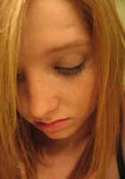 Рыжая проказница дрочит, закрывшись в ванной 1 фото Рыжая проказница дрочит, закрывшись в ванной 1 фото