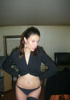 Сексуальная молодуха позирует в квартире в нижнем белье 3 фото Сексуальная молодуха позирует в квартире в нижнем белье 3 фото