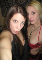 Шаловливые лесбиянки сняли квартиру для игр 1 фото