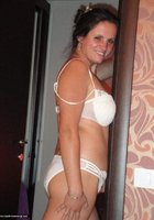 Муж отдыхает с пышной супругой на море 2 фото Муж отдыхает с пышной супругой на море 2 фото