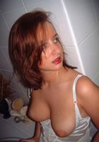 Мамаши расслабляются на кровати с обнаженными телами 16 фото Мамаши расслабляются на кровати с обнаженными телами 16 фото