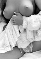 Сексапильные девки с отличными телами показывают свои прелести и трахаются с мужчинами 4 фото Сексапильные девки с отличными телами показывают свои прелести и трахаются с мужчинами 4 фото