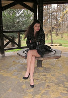 Девица позирует на фоне осенней природы 17 фото Девица позирует на фоне осенней природы 17 фото