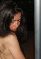 Кокетка любит показывать на камеру свой пошлый характер 2 фото Кокетка любит показывать на камеру свой пошлый характер 2 фото