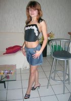 Баба в джинсовой юбке мастурбирует вагину и дает бойфренду 21 фото Баба в джинсовой юбке мастурбирует вагину и дает бойфренду 21 фото