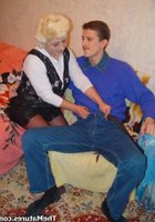 Зрелая мамка обучает молодого любовника премудростям секса 2 фото Зрелая мамка обучает молодого любовника премудростям секса 2 фото