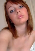 Голая студентка сделала селфи больших сисек для бойфренда 11 фото Голая студентка сделала селфи больших сисек для бойфренда 11 фото