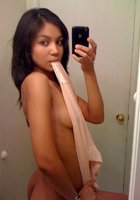 Подборка селфи экспериментов голых телок 12 фото Подборка селфи экспериментов голых телок 12 фото