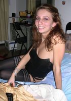 Под черными трусиками рыженькой телки оказалась бритая вагина 13 фото Под черными трусиками рыженькой телки оказалась бритая вагина 13 фото