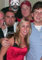 Блондинка отдыхает в компании друзей 26 фото Блондинка отдыхает в компании друзей 26 фото