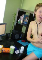 Блогерши с обнаженными телами и надписями на теле 2 фото Блогерши с обнаженными телами и надписями на теле 2 фото