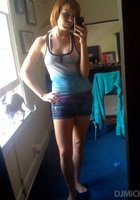 Миниатюрная девица фотографирует себя в зеркале 11 фото Миниатюрная девица фотографирует себя в зеркале 11 фото