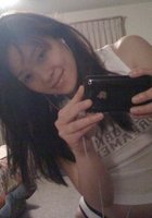 Миниатюрная девица фотографирует себя в зеркале 14 фото Миниатюрная девица фотографирует себя в зеркале 14 фото