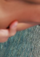 Молоденькие красотки отдыхают на пляже 17 фото Молоденькие красотки отдыхают на пляже 17 фото