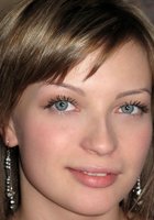 Миниатюрная красавица раздвинула ноги 1 фото Миниатюрная красавица раздвинула ноги 1 фото